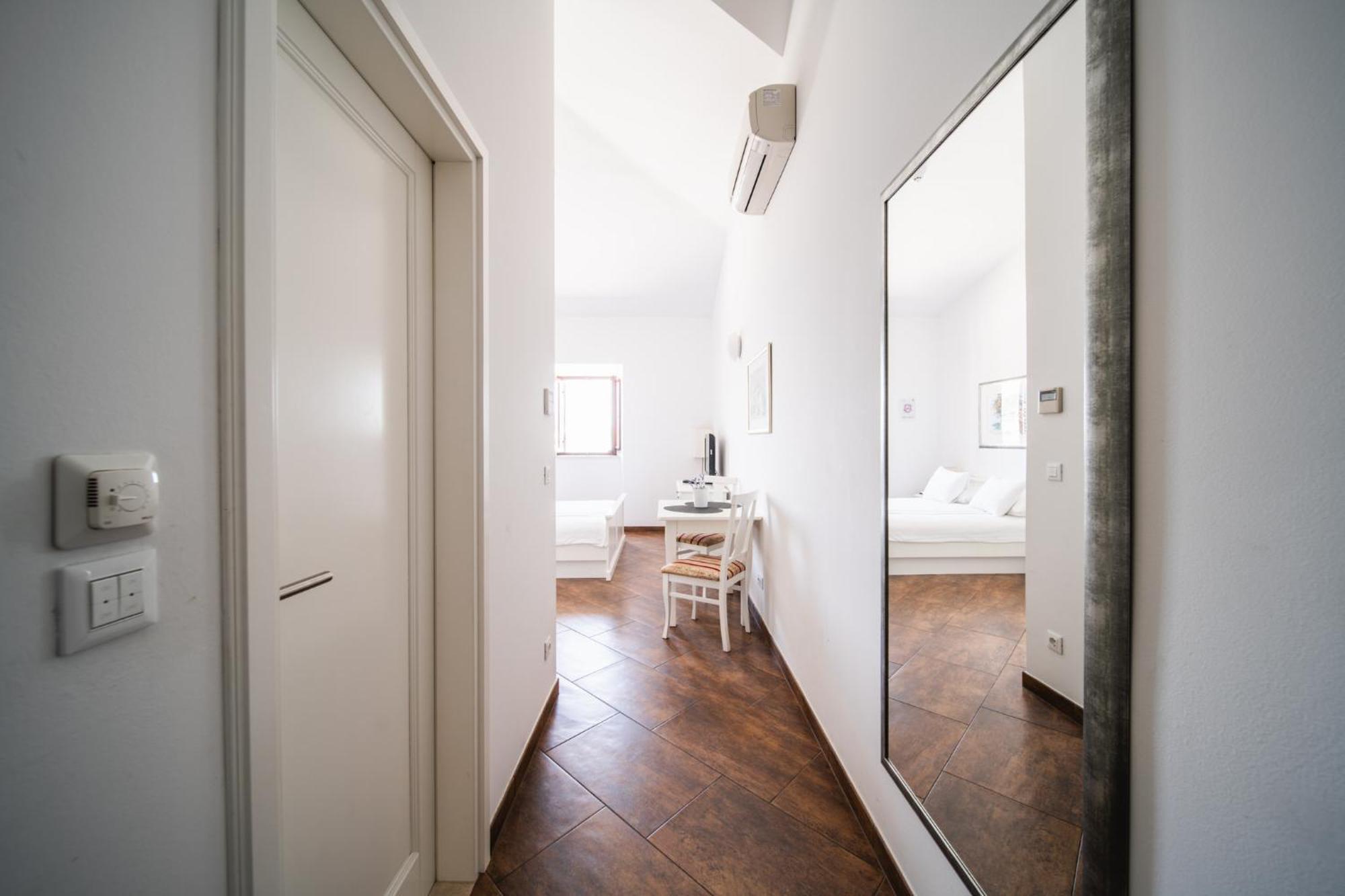 Apartments Vila Riva Слано Екстериор снимка